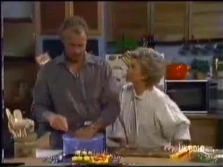 Jim Robinson, Helen Daniels in Neighbours Episode 