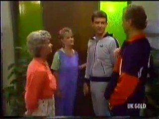 Helen Daniels, Daphne Clarke, Des Clarke, Jim Robinson in Neighbours Episode 0451