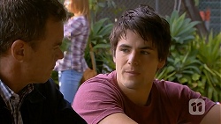 Paul Robinson, Chris Pappas in Neighbours Episode 6946