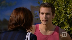 Naomi Canning, Josh Willis in Neighbours Episode 