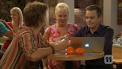 Daniel Robinson, Sheila Canning, Paul Robinson in Neighbours Episode 