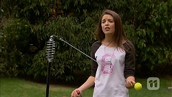 Paige Novak in Neighbours Episode 