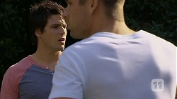 Chris Pappas, Mark Brennan in Neighbours Episode 6952