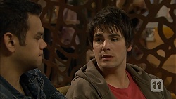 Nate Kinski, Chris Pappas in Neighbours Episode 6958