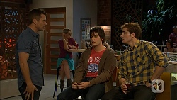 Mark Brennan, Chris Pappas, Kyle Canning in Neighbours Episode 6958