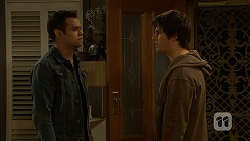 Nate Kinski, Chris Pappas in Neighbours Episode 6958