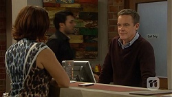 Naomi Canning, Paul Robinson in Neighbours Episode 