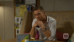 Mark Brennan in Neighbours Episode 