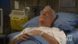 Lou Carpenter in Neighbours Episode 