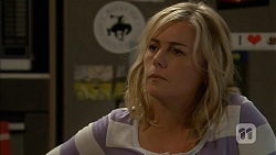 Lauren Turner in Neighbours Episode 