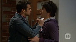 Nate Kinski, Chris Pappas in Neighbours Episode 