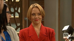 Sue Parker in Neighbours Episode 