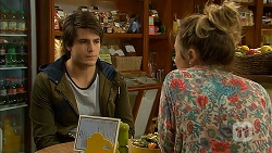 Chris Pappas, Sonya Rebecchi in Neighbours Episode 6966