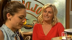 Paige Smith, Lauren Turner in Neighbours Episode 6968