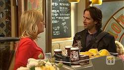 Lauren Turner, Brad Willis in Neighbours Episode 