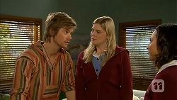 Daniel Robinson, Amber Turner, Imogen Willis in Neighbours Episode 