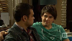 Nate Kinski, Chris Pappas in Neighbours Episode 6970