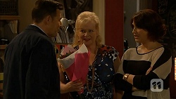 Alan Haywood, Sheila Canning, Naomi Canning in Neighbours Episode 6971