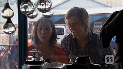 Imogen Willis, Daniel Robinson in Neighbours Episode 
