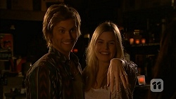 Daniel Robinson, Amber Turner in Neighbours Episode 