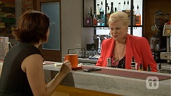 Naomi Canning, Sheila Canning in Neighbours Episode 