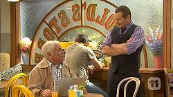 Lou Carpenter, Toadie Rebecchi in Neighbours Episode 