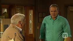 Lou Carpenter, Karl Kennedy in Neighbours Episode 