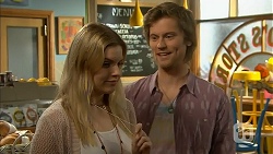 Amber Turner, Daniel Robinson in Neighbours Episode 6978