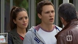 Paige Novak, Josh Willis, Karl Kennedy in Neighbours Episode 