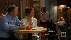 Karl Kennedy, Susan Kennedy, Terese Willis in Neighbours Episode 