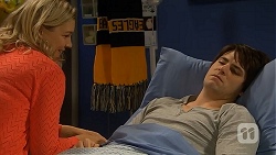 Georgia Brooks, Chris Pappas in Neighbours Episode 6984