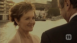 Susan Kennedy, Karl Kennedy in Neighbours Episode 