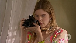 Amber Turner in Neighbours Episode 