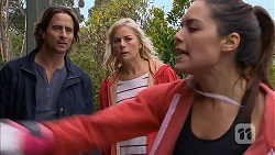 Brad Willis, Lauren Turner, Paige Novak in Neighbours Episode 