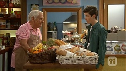 Lou Carpenter, Bailey Turner in Neighbours Episode 6990