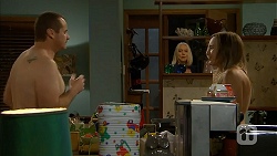 Toadie Rebecchi, Gretchen Kruger, Sonya Rebecchi in Neighbours Episode 