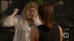 Amber Turner, Paige Smith in Neighbours Episode 7002