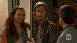 Rain Taylor, Daniel Robinson, Paul Robinson in Neighbours Episode 