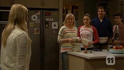 Amber Turner, Lauren Turner, Paige Novak, Matt Turner, Bailey Turner in Neighbours Episode 