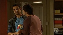 Nate Kinski, Chris Pappas in Neighbours Episode 7005