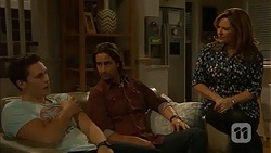 Josh Willis, Brad Willis, Terese Willis in Neighbours Episode 