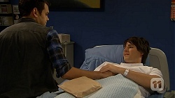 Nate Kinski, Chris Pappas in Neighbours Episode 