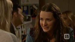 Rain Taylor in Neighbours Episode 7007