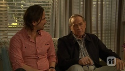 Brad Willis, Doug Willis in Neighbours Episode 