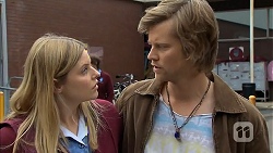 Amber Turner, Daniel Robinson in Neighbours Episode 