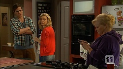 Kyle Canning, Georgia Brooks, Sheila Canning in Neighbours Episode 7010