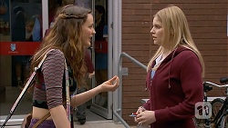 Rain Taylor, Amber Turner in Neighbours Episode 7011