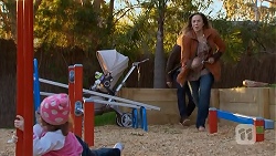 Nell Rebecchi, Sonya Rebecchi in Neighbours Episode 7014