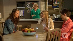 Rain Taylor, Lauren Turner, Amber Turner, Bailey Turner in Neighbours Episode 7016