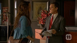 Rain Taylor, Paul Robinson in Neighbours Episode 7018